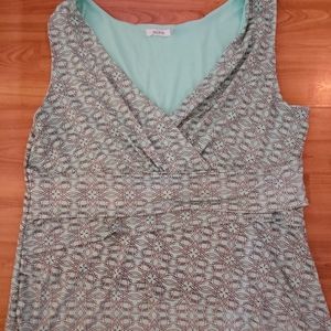 Mint geometric sleeveless top